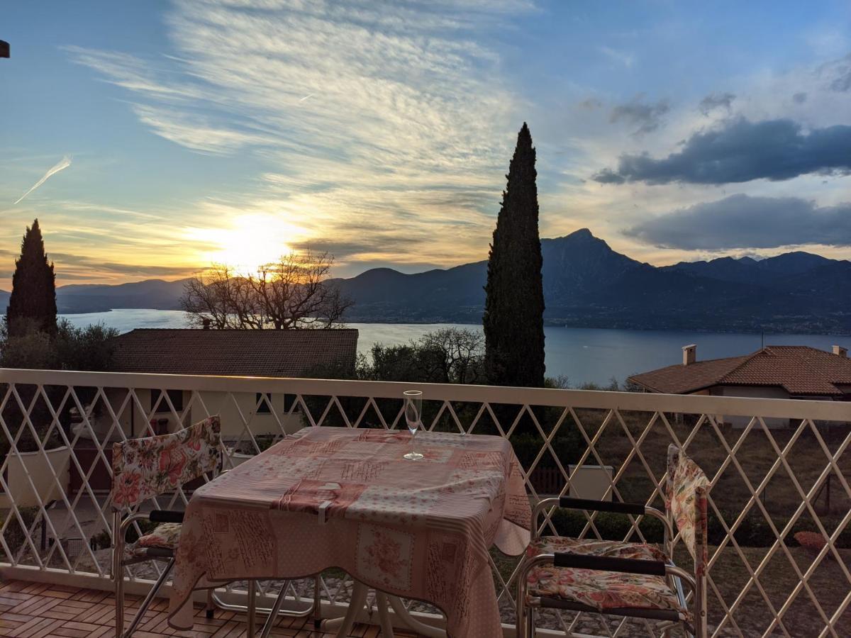 Апартаменты Garda Panoramic House Альбизано Экстерьер фото