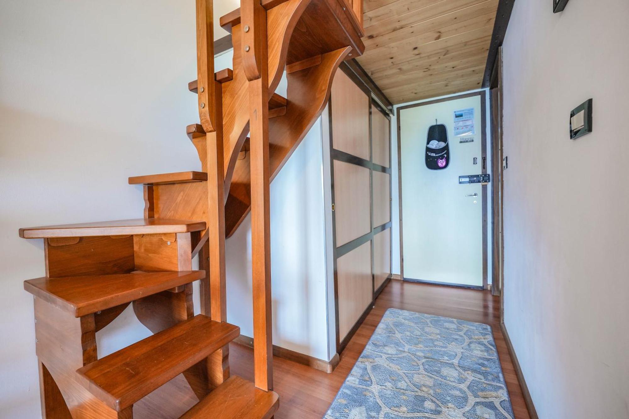 Апартаменты Garda Panoramic House Альбизано Экстерьер фото